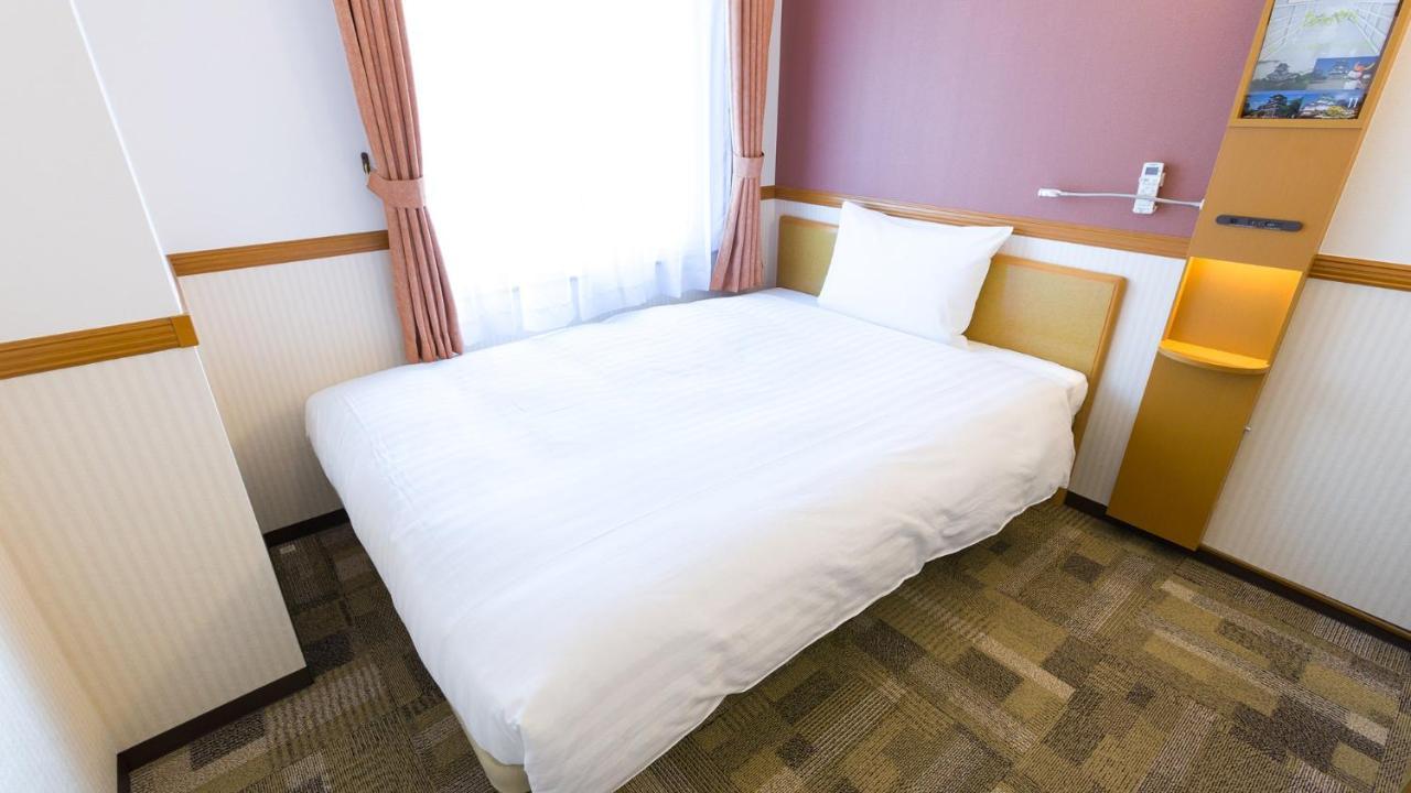 Toyoko Inn Yokohama Sakuragicho Room photo